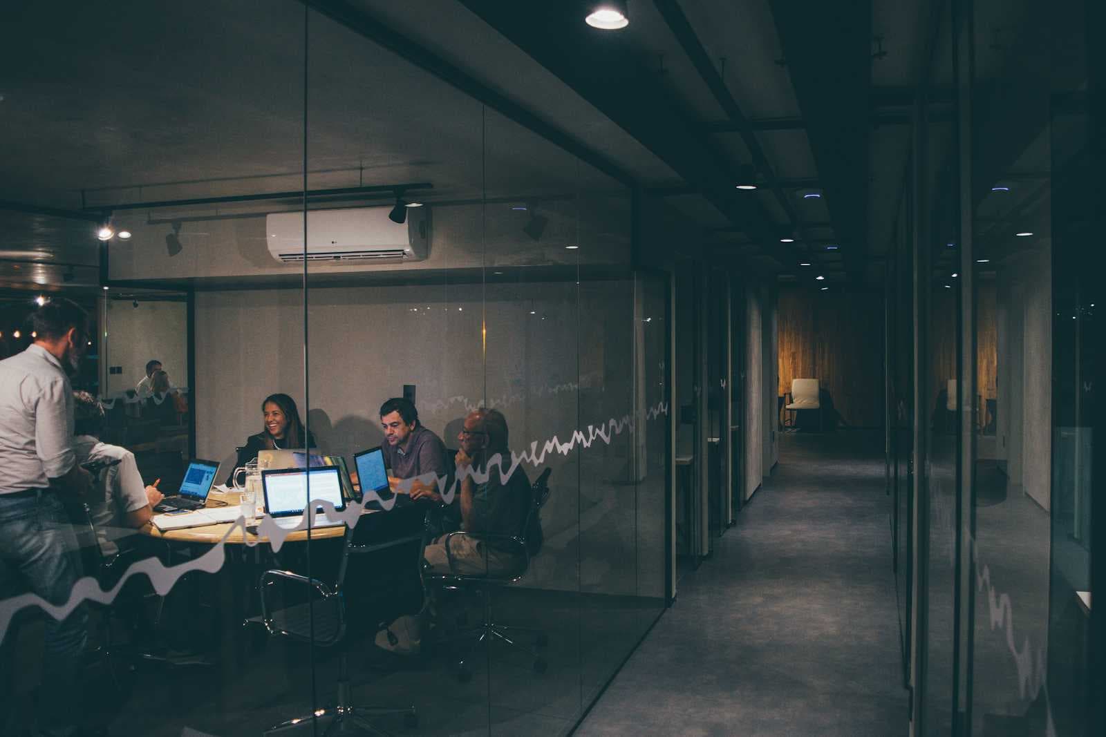 Big Companies vs. Small Startups: What's the Difference?
